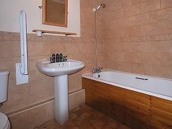 Home Place Farmhouse Spa - B&B Challacombe Exteriör bild
